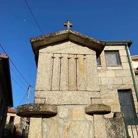 Hébergement de vacances Casa Penedo Do Bento